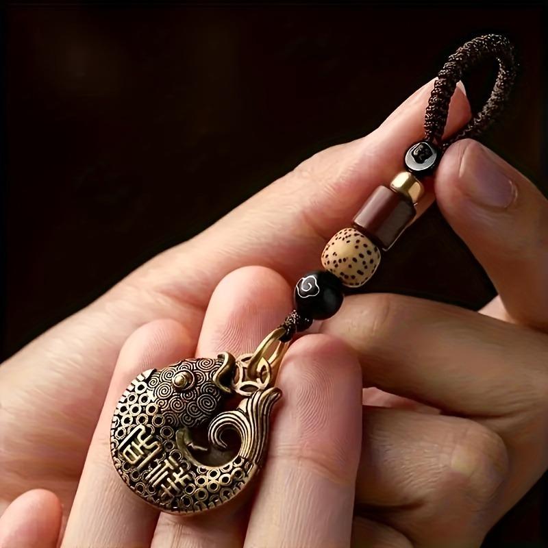 1pc Hand-braided Rope Pure Brass Metal Auspicious Goldfish Retro Pendant Car Keychain Hollow Design Pendant Creative Gift For Men
