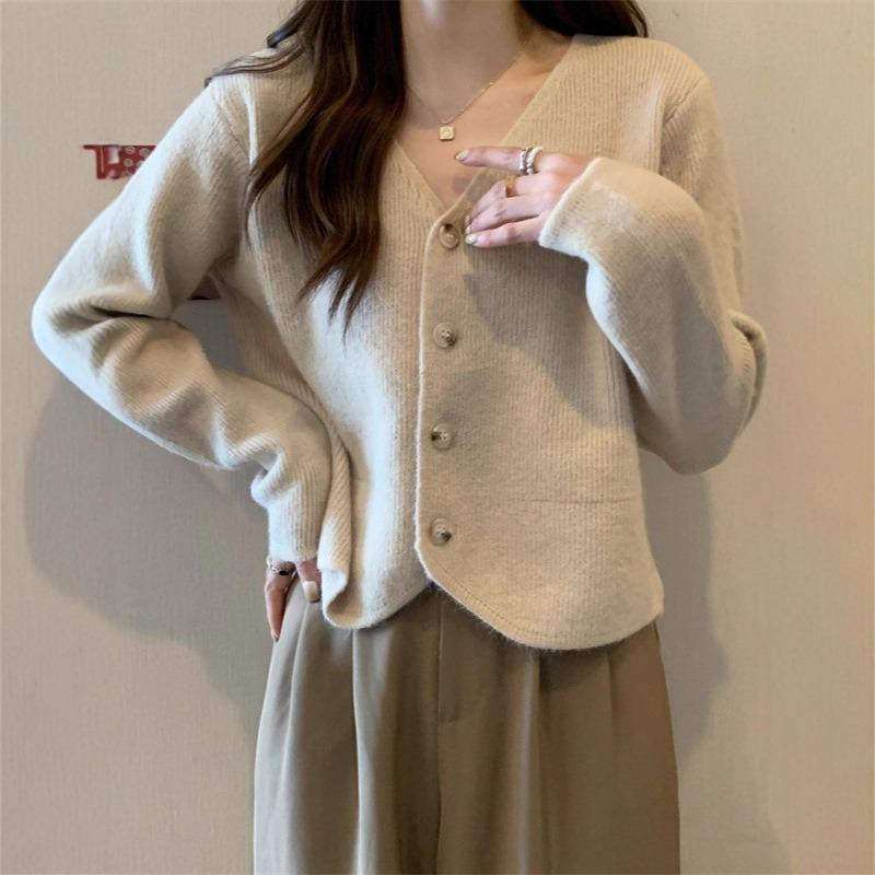 Design Sinn Nische gestrickte Strickjacke Top Damen Winter neu V-Ausschnitt kurzer Pullover Jacke