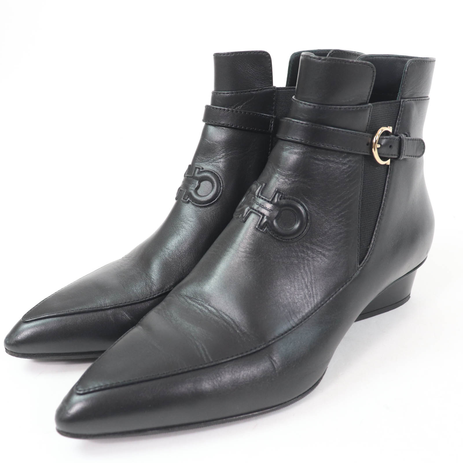 Great Salvatore Ferragamo short boots With Gancini Metal black leather Women Used