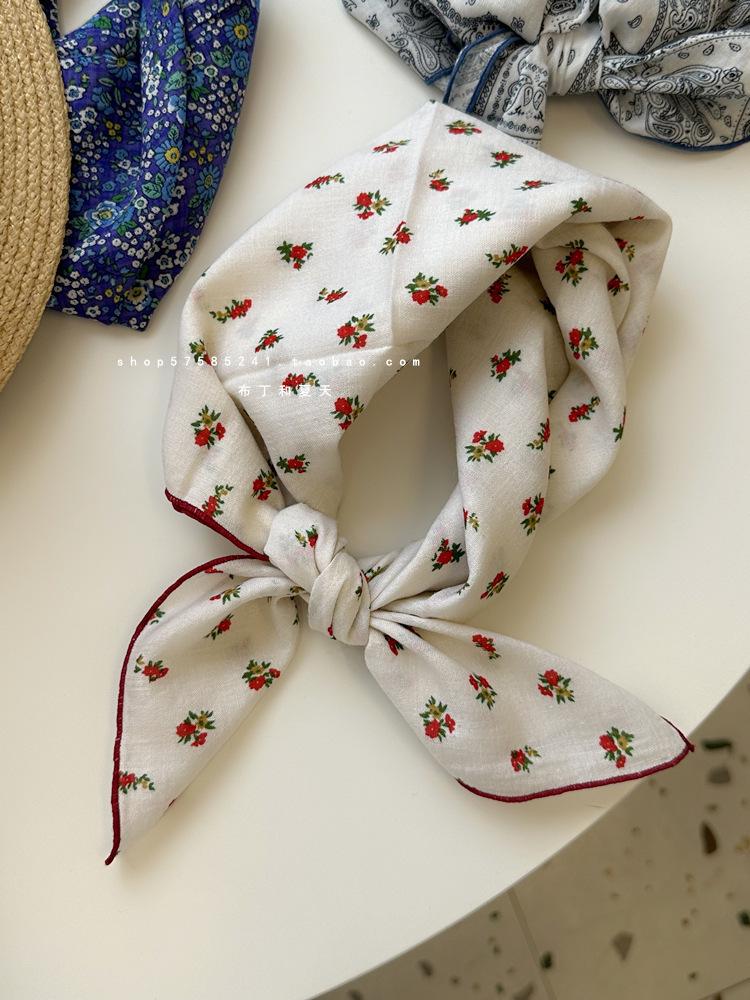 Quadratischer Schal aus Baumwolle und Leinen mit floralem Tupfenmuster - Retro & frisches Kopftuch