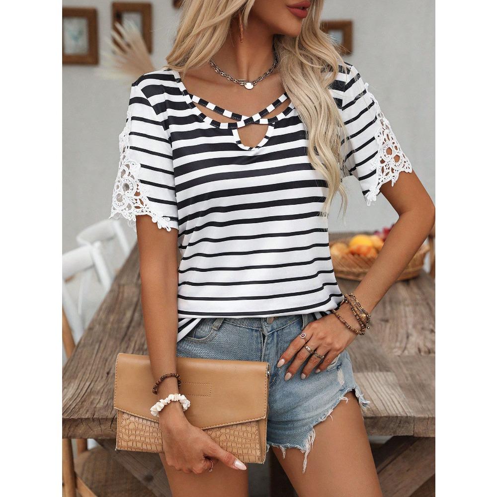 Women s Striped Cutout Neck Lace Trim Short Sleeve T-Shirt Casual Loose Fit Top S белый