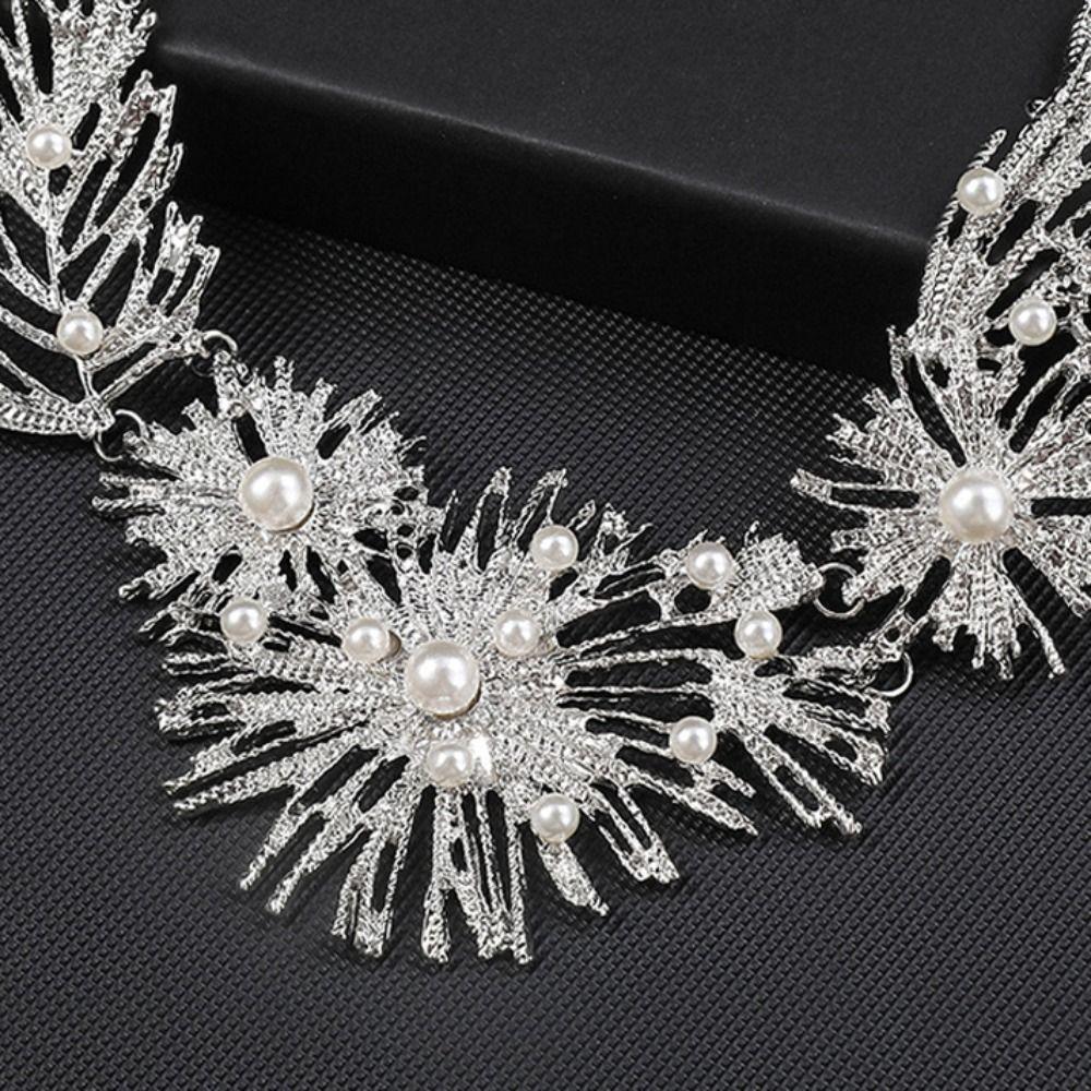 Exquisite Necklace Earrings Set Luxury Zinc Zinc Alloy Jewelry Set Imitation Pearl Jewelry Set  Banquet