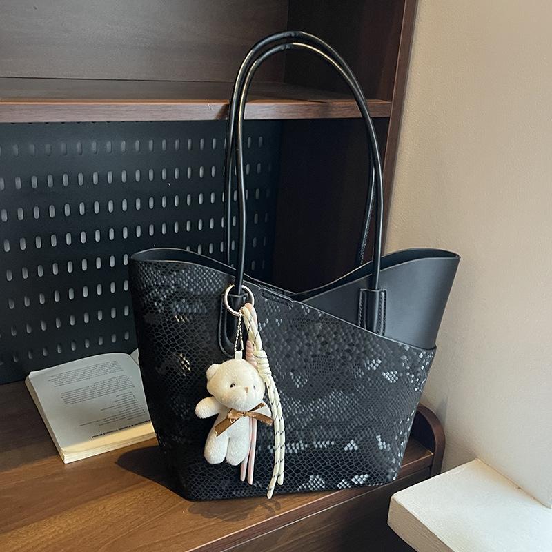 Premium Tasche Damen neue Mode vielseitige Schultertasche große Kapazität Nische Pendler Tragetasche