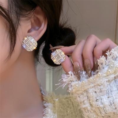 Modische koreanische Strass-Ohrstecker Ohrringe für Frauen Mädchen Geschenk Schmuck Großhandel