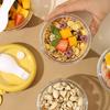 Tragbares Overnight Oats Glas mit integriertem Löffel & Deckel, Auslaufsichere Kunststoff-Frühstückstasse für Salat, Joghurt, Obst, BPA-freier transparenter Behälter