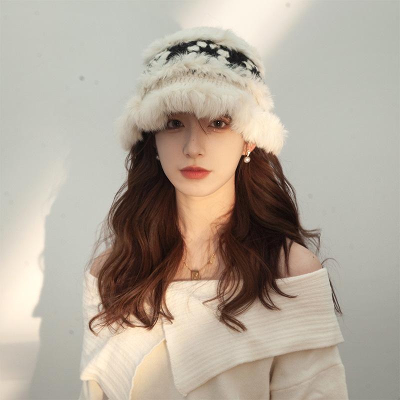 Autumn and winter new red lion hat women's warm versatile face small bucket hat cute rabbit hair handmade knitted hat
