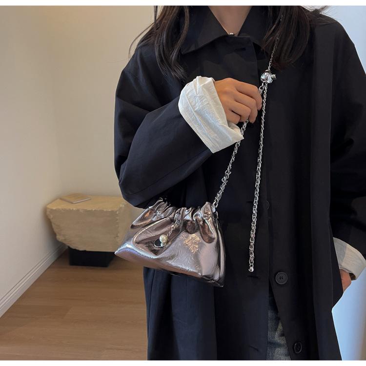 2023 Women's Trendy Designer Chain Shoulder & Crossbody Bucket Bag