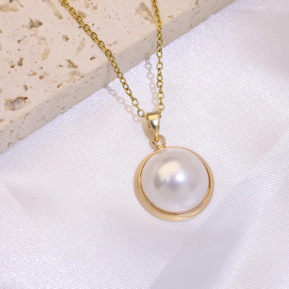 

Fashion Crown & Iridescent Imitation Pearls Pendant Necklaces for Women Sparkling Stainless Steel Necklace Jewelry Wedding Accessories слоновая кость