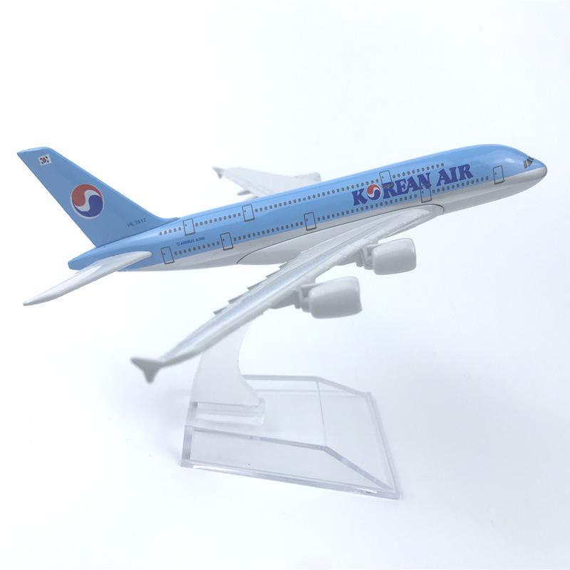 

16CM Alloy Aircraft Model Korea 380 Korean Air Collection With Landing Gear Children s Toy Gift Hobby