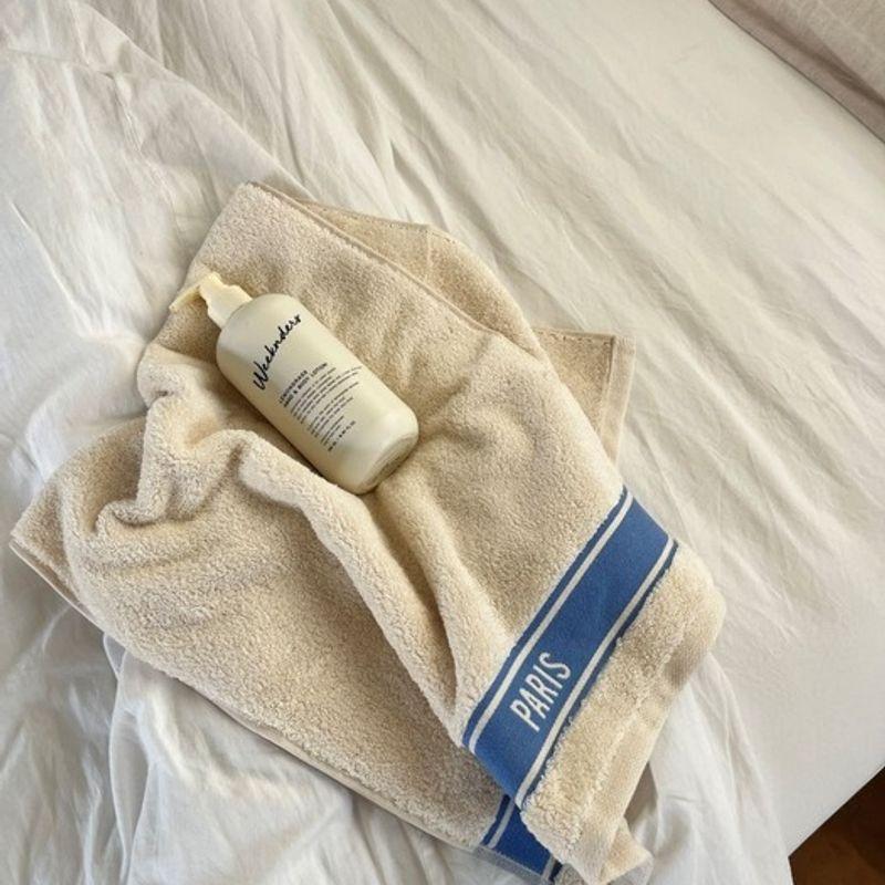 Weeknders Lemongrass Hand & Body Lotion 500ml 500ml