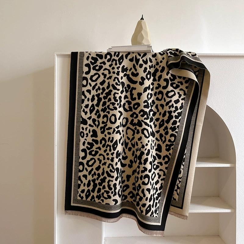 Women Winter Warm Leopard Printed Faux Cashmere Scarf Fashion Winter Cold-Proof Shawls And Wraps