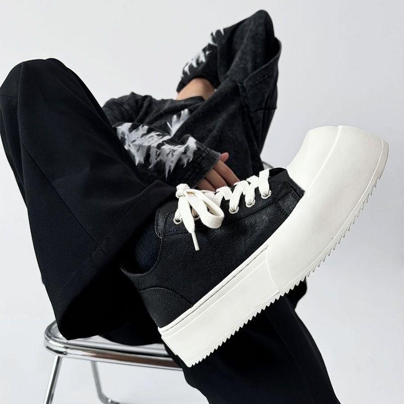 44 size board shoes, the same black thick-soled heightened breathable star, the same commuter big head shoes, trendy low-top shoes for men and women
