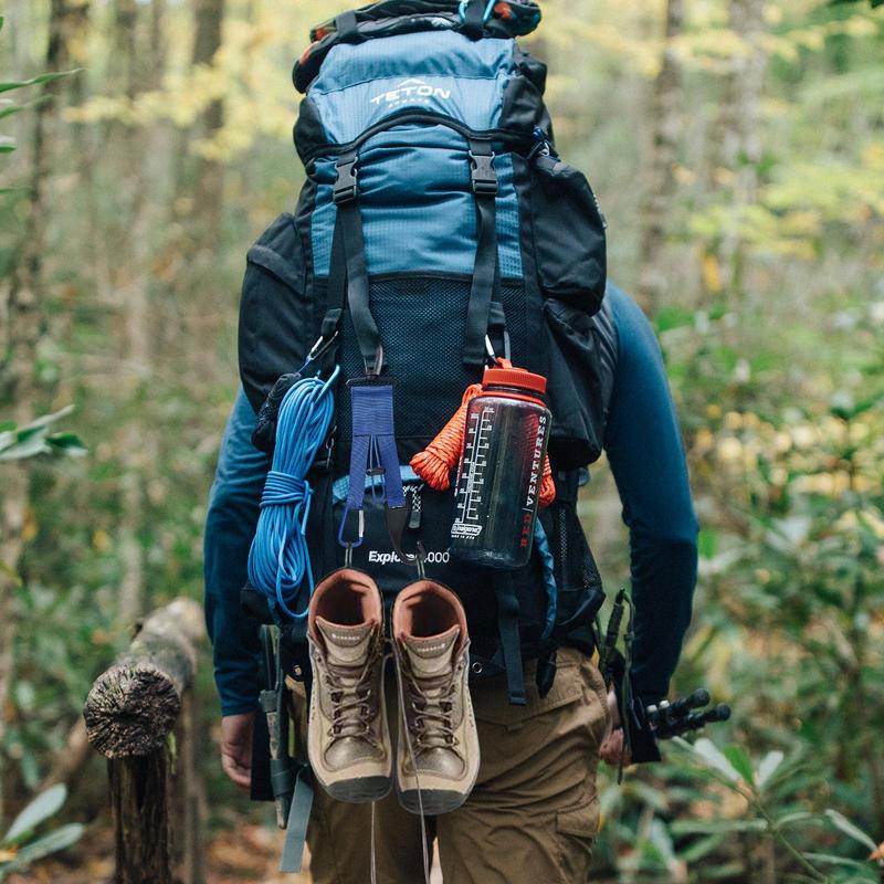 Baseball Dugout Organizer Portable Baseball/Softball Bat Hangers 3-in-1 Baseball Gear Hook Gear Hanger For Bats Hats Gloves