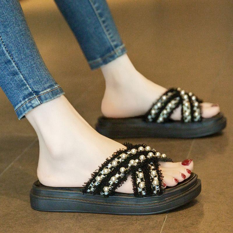 Cool slippers women's summer wear 2025 new thick-soled non-slip pregnant women's beach sandals casual fashion super fire one-word drag