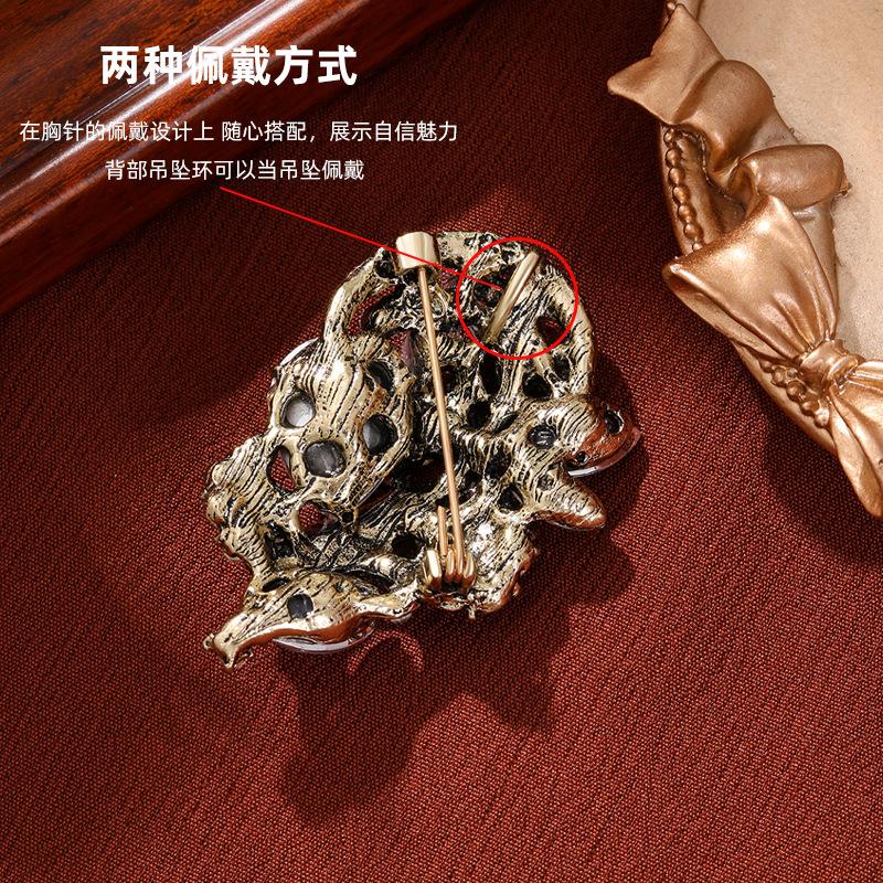 Fashion High-end Brooch Female Retro Design Niche Full of Diamonds, Plants, Flowers, Crystal Brooch Jewelry, Pin Buckle