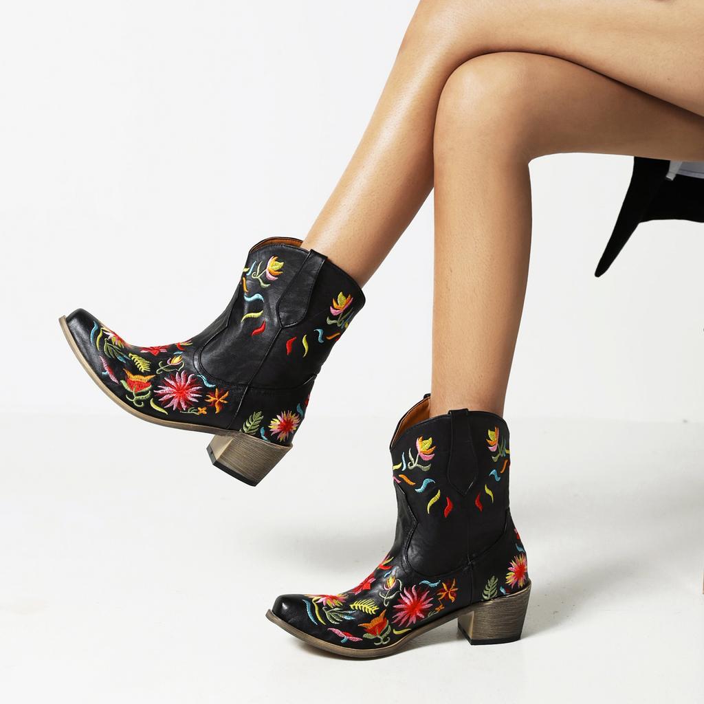 Women's Short Boots With Embroidered Flowers Pointed Toe And Thick Heels Oversized Western Boots With Plush Floral Inner Lining