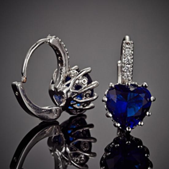 Boucles D'oreilles Dormeuses En Plaqué Or, Strass, Neuves Avec étiquettes
