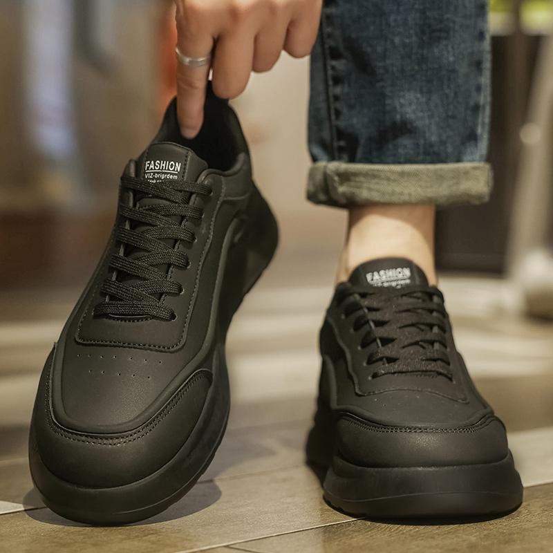 

Men s shoes 2025 new sports and leisure little white shoes men s Korean version of trend board shoes versatile small black shoes thick baseplate shoes 44