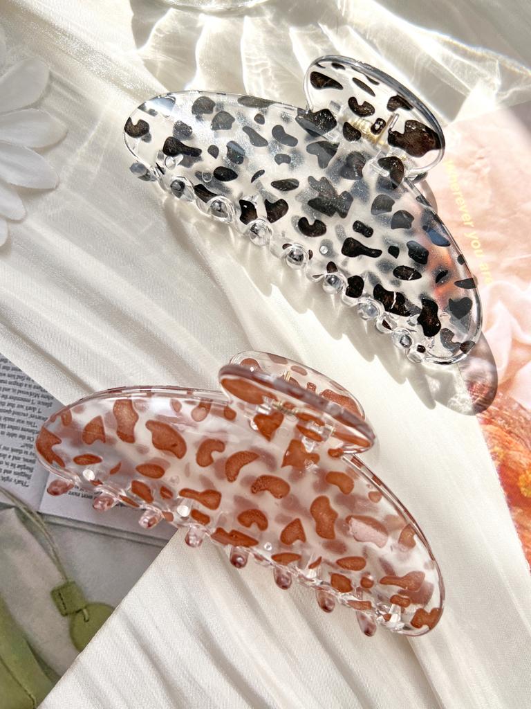 Simple Cow Print Large Transparent Hair Claws,Nonslip Leopard Barrette Hairpins Hair Accessories Gifts Headwear For Women