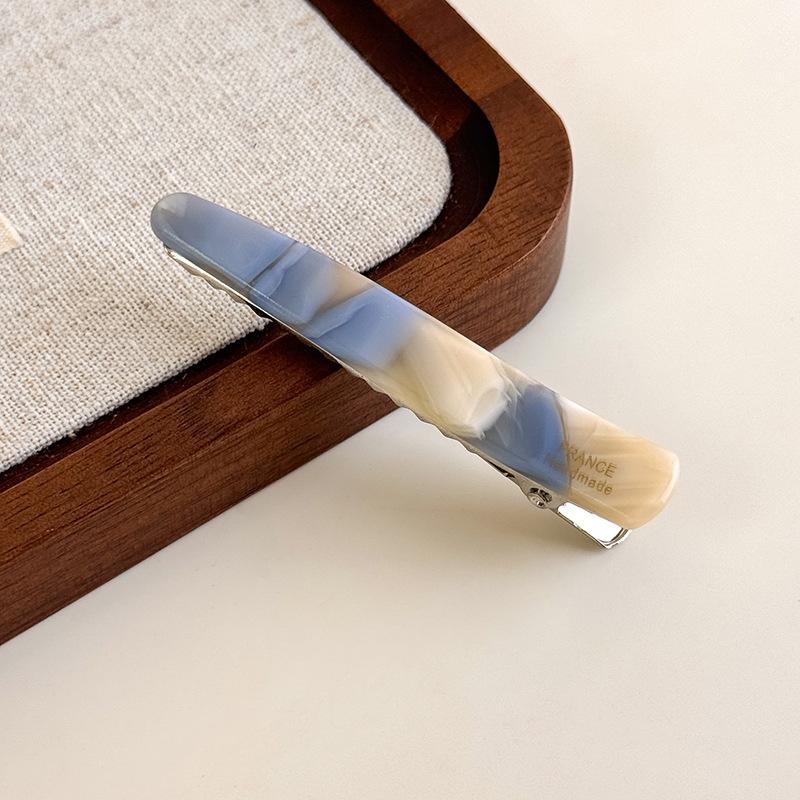 Eine Nische Retro High-End Acetat Wassertropfen Haarspange Pony Seitenclip Einreihige Entenschnabelspange High-End Leichter Luxus Haarclip für Frauen