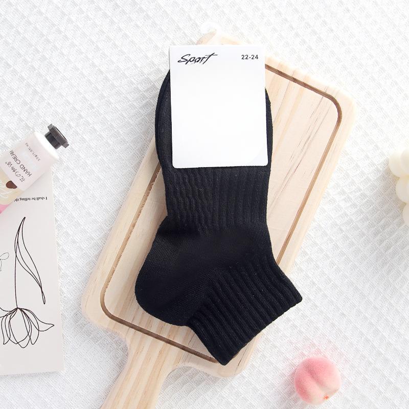 5 Pairs of Female Spring and Summer Thin Pure Color Massage Bottom Sweat Absorbing Sports Boat Socks