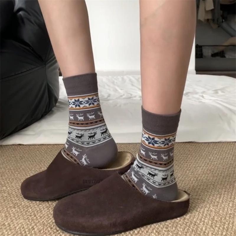 

Women s Autumn and Winter Fashion New Retro Cylinder Pile Socks 1 pair темно-сірий