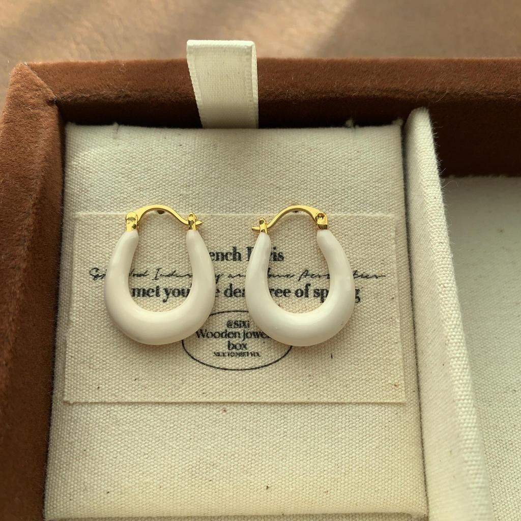 Retro Color Ring Earrings, Ear Buckles, Light Luxury, Simple Personality, Daily Advanced Commuting Versatile Atmosphere Earrings