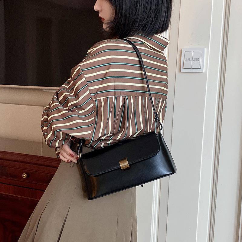 Leather handbag women's new trendy fashion retro underarm bag method stick bag medieval shoulder messenger women's bag