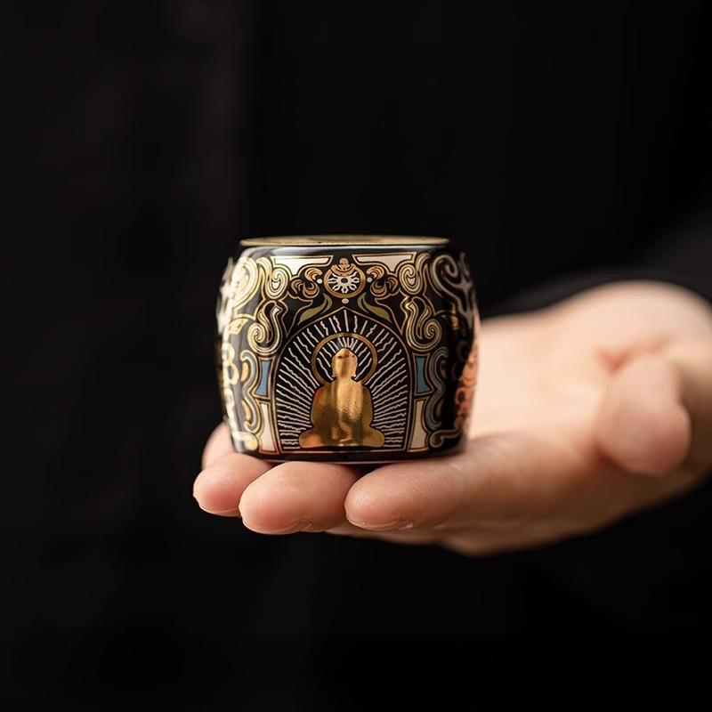 

Dunhuang Thangka Cover Holder Decoration Home Gold and Silver Inlaid Retro Sumptuous Tea Ceremony Accessory Creative Tea Pet New