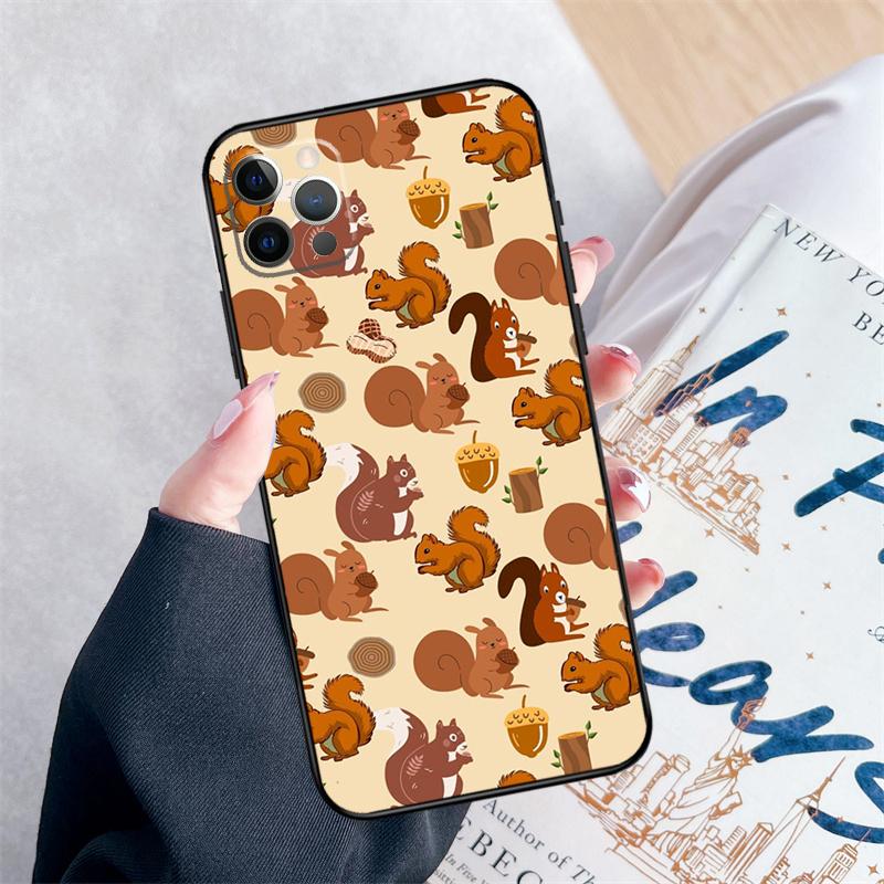 Squirrel Pattern Phone Case For iPhone 16 Pro Max 11 12 13 Mini 14 15 Pro Max XR 15 16 Plus 16e Cover Coque