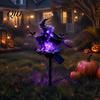 Fliegende Hexe Ornament Solar Halloween Besen Gartenlicht, Wasserdichte LED Hofschild für Außen, Gruselige Skulptur Spießlicht für Terrasse Rasen Weg