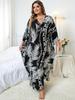 EDOLYNSA Black Kaftan Women's Hot Selling Long Dress Robe Chinese Knot Auspicious Knot V-neck Beach Wear Batwing Sleeve Homewear Q1297