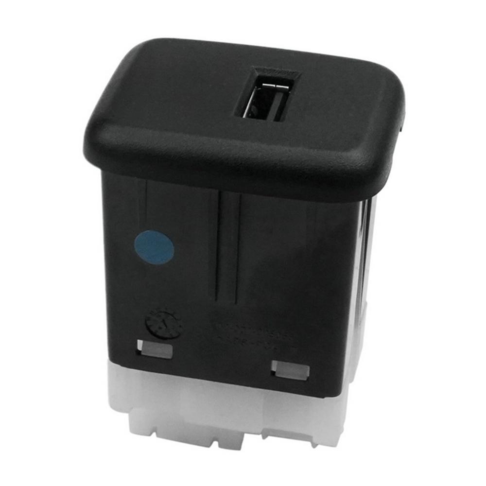 Opel Vauxhall Insignia 2017-2024 USB Port Receptacle 13596807