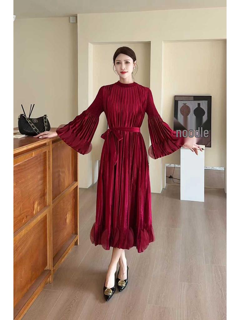 Miyake Pleated Plus Size Velvet Dress - Elegant Loose Long European & American Style.