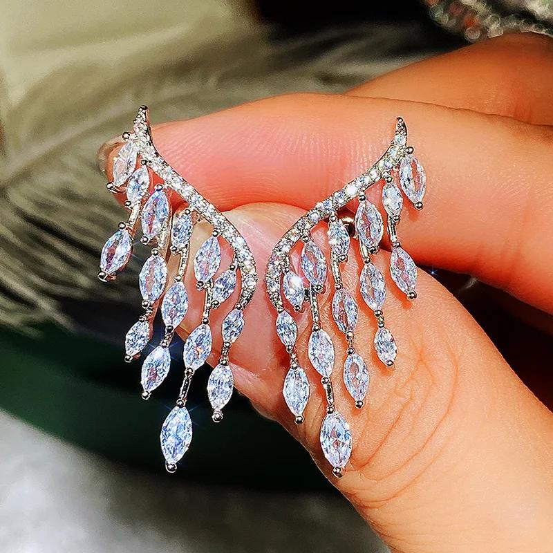 

New Gorgeous Angel Wing Shaped Stud Earrings for Women Full Bling White CZ Stone Wedding Party Fashion Accessories 2021