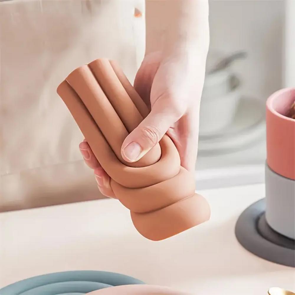 Multi-colored Cloud-shaped Coasters, Multi-functional Non-slip Heat-insulating Kitchen Mats, Silicone Tripods