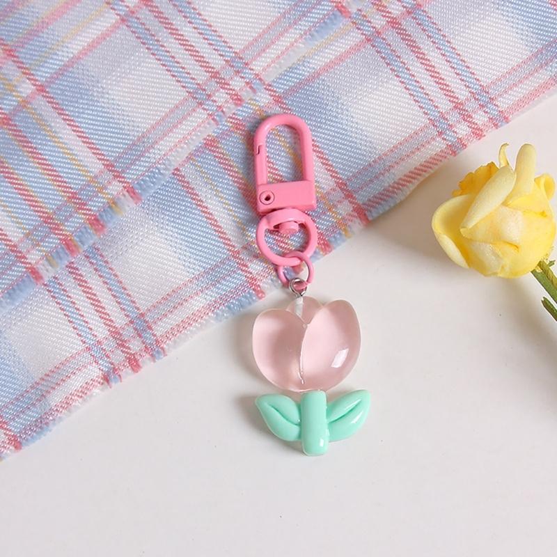 Colorful Resin Flower Keychain Charming Resin Flower Keychain with Tulips Designs for Bag Hanging Decoration
