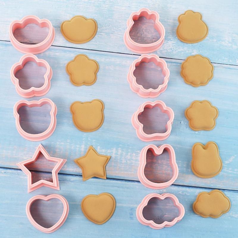 10Pcs Plastic Biscuit Cutter Fondants Molds Press Cookie Stamp Cartoon Pattern Cookie Cutter for Sugar Cake Snacks