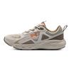 Under Armour Chaussures de course basses confortables, polyvalentes, durables et légères pour femmes, sneaker blanc marron 3028450-100