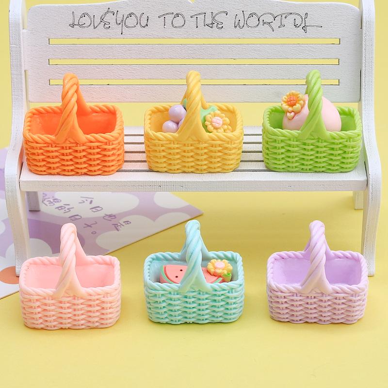 Farbenfrohes handgefertigtes Harzzubehör: DIY Cartoon Schmuck & 3D Ornamente mit Cremekleber