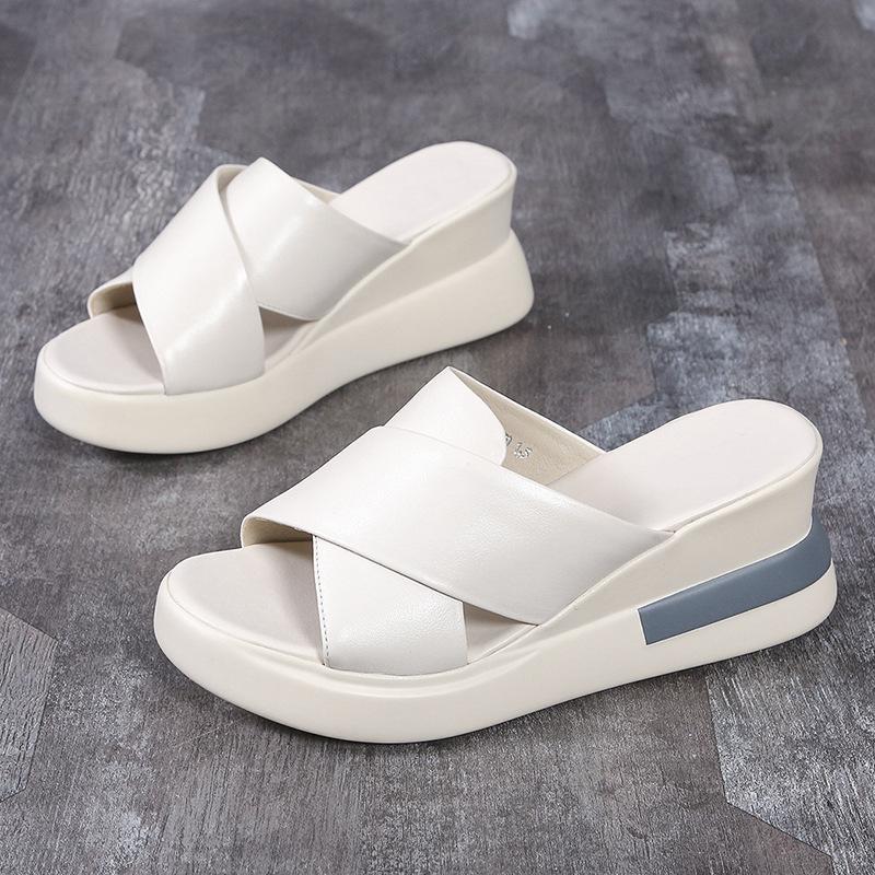 Muffin thick-soled wedge sandals for women's summer wear 2025 after empty one-word buckle cool slippers large size high-heeled sandals for women