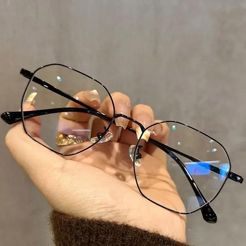 Luxury Polygon Frame Myopia Glasses Unisex Personalized Hd Gentlewoman Fresh Cute Blue Light Blocking Near Sight Eyeglasses