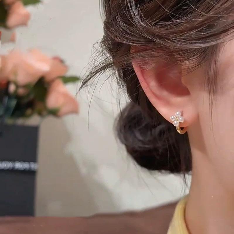 Geometric rhombus pearl ear buckle sweet versatile niche high-end earrings fashion simple personality temperament earrings women