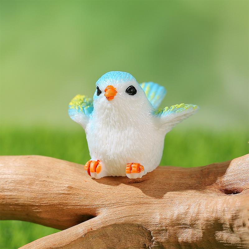 Moss Micro Landscape Succulent Accessories: Cute Cartoon Bird Resin Figurine for Gardening