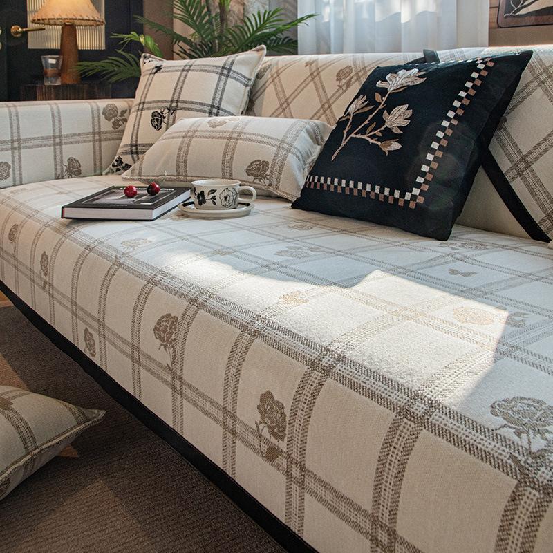Fashion Anti-Fouling And Antipet Household Products Comfortable Trend Non-Slip Sofa Cushion Soft Light Luxury Sofa Cushion Cover