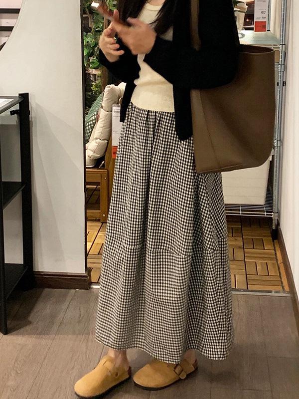 Summer Maternity Black & White Plaid A-line Drawstring Waist Long Skirt - Slimming & Stylish Medium