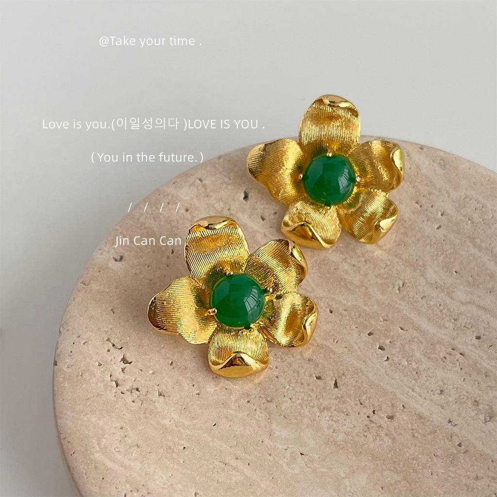 Vintage antique flower earrings French court style light luxury celebrity style exaggerated Hong Kong style jewelry