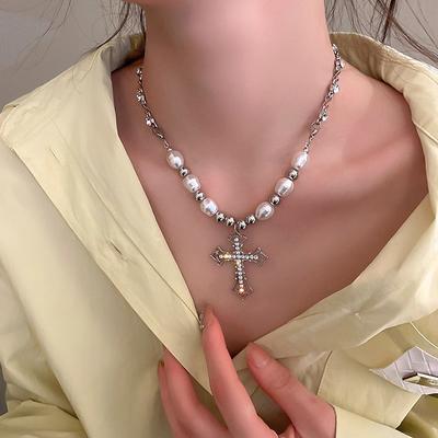Mode Personnalité Rétro Diamant Incrusté Pendentif Perle Collier Punk Hip Hop Simple Cool Chaîne Croix
