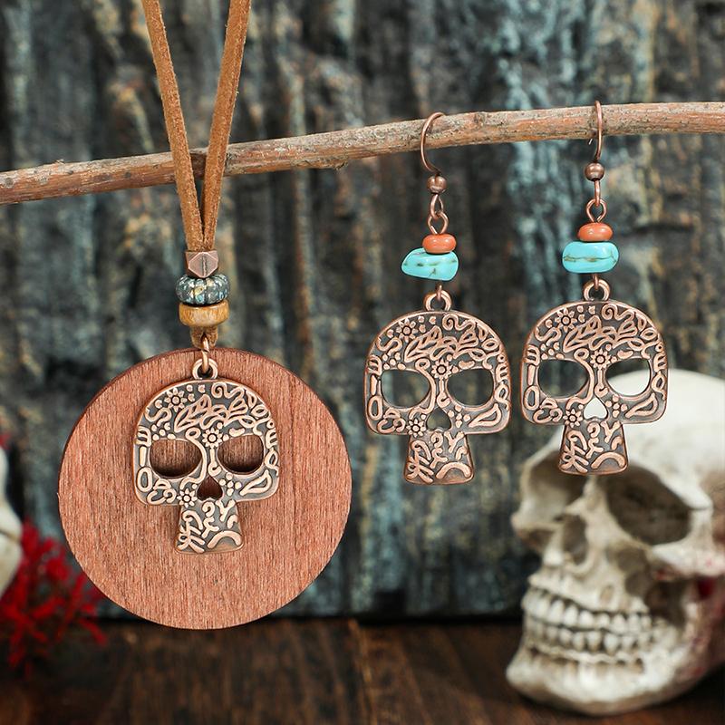 

Fashion Retro Vintage Sweater Leather Rope Round Wooden Pendant Necklace Woman Zircon Set Earrings Skull Collar Choker Necklace