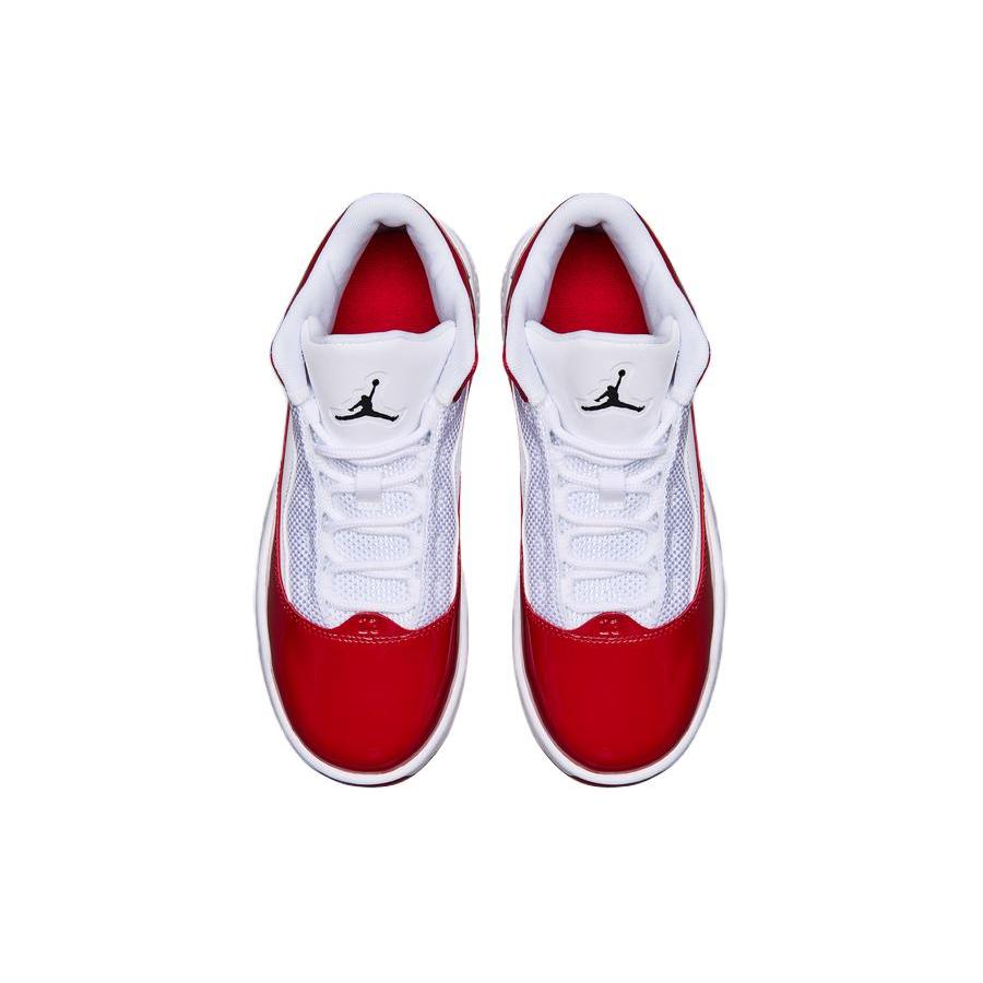 Jordan Max Aura 2 Kids Basketball Shoes DC1767-100